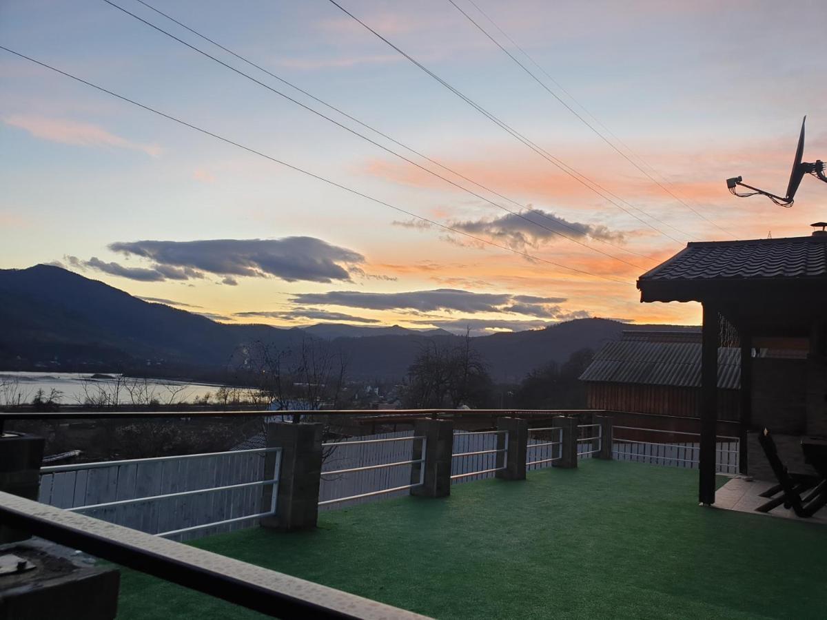 Casa Yla Villa Piatra Neamţ Екстериор снимка