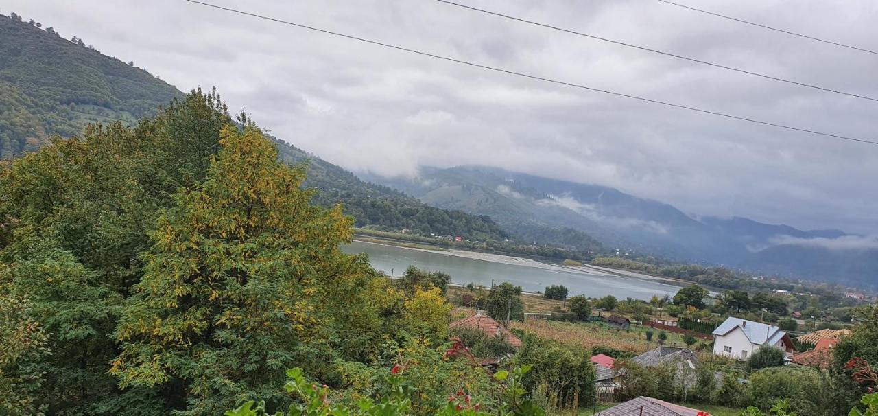 Casa Yla Villa Piatra Neamţ Екстериор снимка