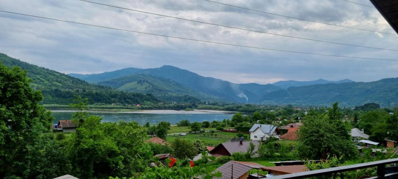 Casa Yla Villa Piatra Neamţ Екстериор снимка